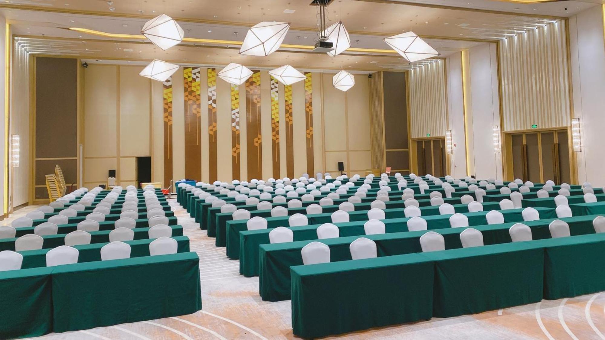 Holiday Inn Shaoguan Downtown By Ihg Экстерьер фото