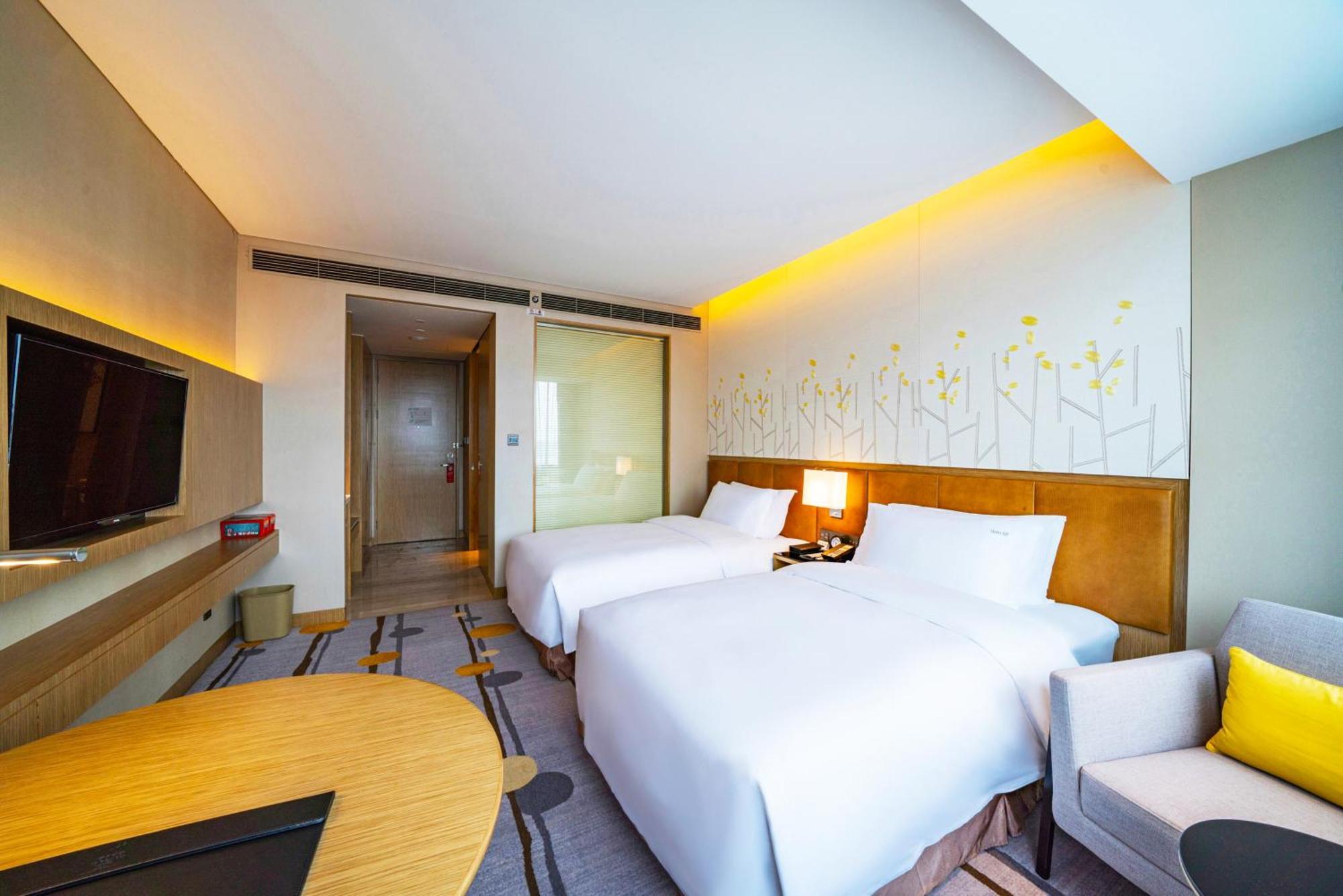 Holiday Inn Shaoguan Downtown By Ihg Экстерьер фото